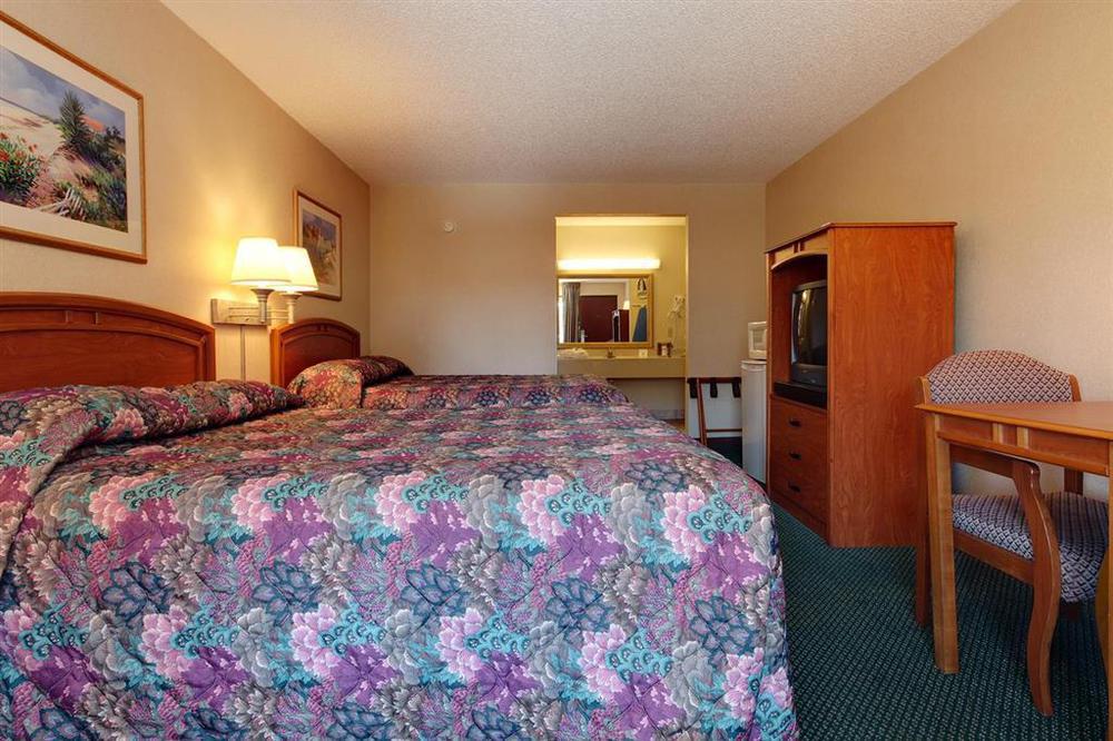 Americas Best Value Inn Ocean Inn St. Augustine Beach Rum bild