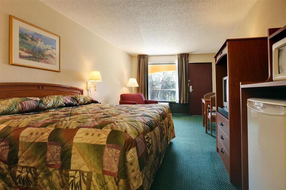 Americas Best Value Inn Ocean Inn St. Augustine Beach Rum bild