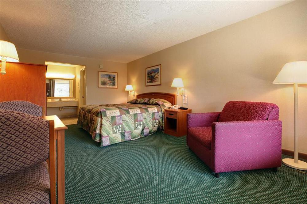 Americas Best Value Inn Ocean Inn St. Augustine Beach Rum bild